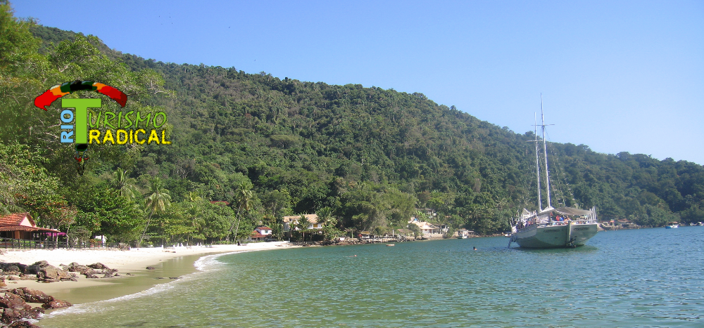 Tropical Islands Tour